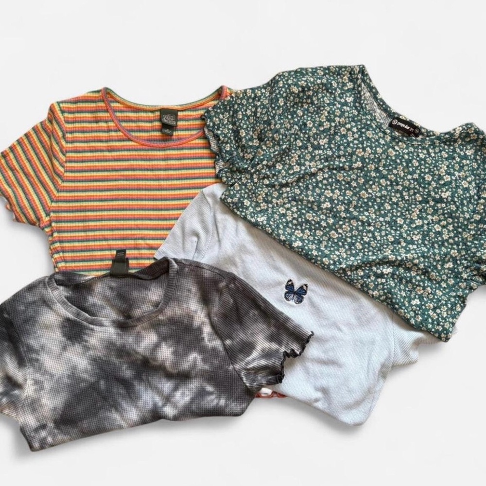 Bundle of 4 Women’s/Juniors Short Sleeve Baby Tees